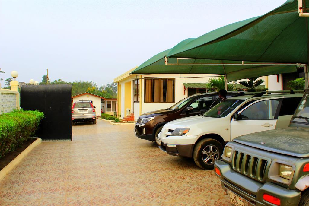 Hotel Loreto Cape Coast Exterior foto